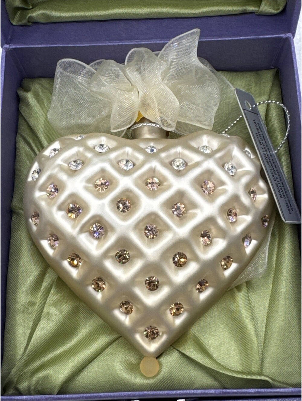 Swarovski Crystals Expressions From The Heart 3” Ornament Pearl Color Of Love